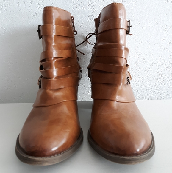 Adorable womens heeled booties, size 11 - Picture 3 of 15